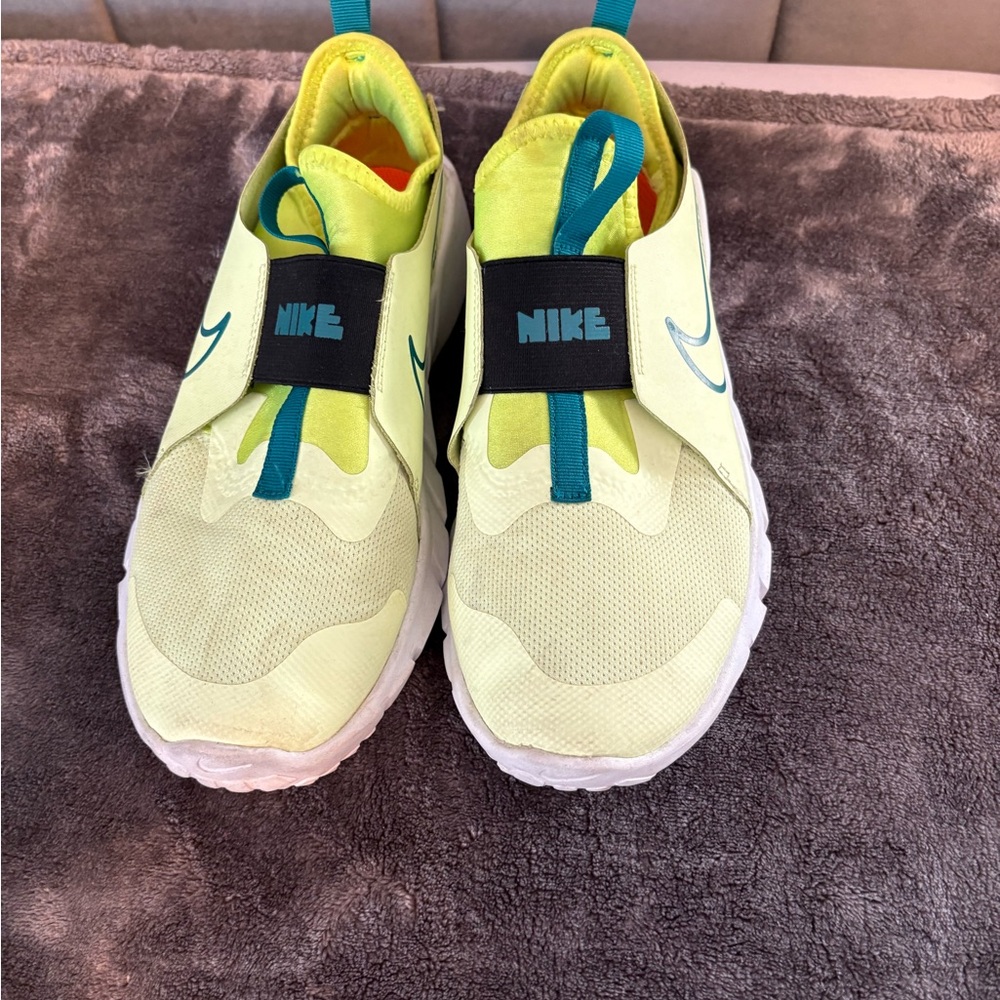 Nike Kids Lime and Teal Sneakers
